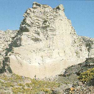 Steilwand bei Kap Alonaki